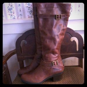 Mossimo Supply leather boots